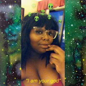 Meet your Posher, Mia